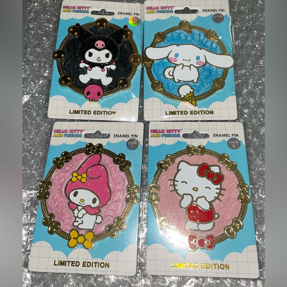 NEW Sanrio Hello Kitty And Friends LE300 Collector Pins 4 Piece Full Set